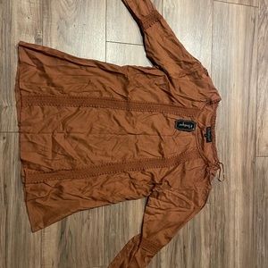 b.Boutique blouse